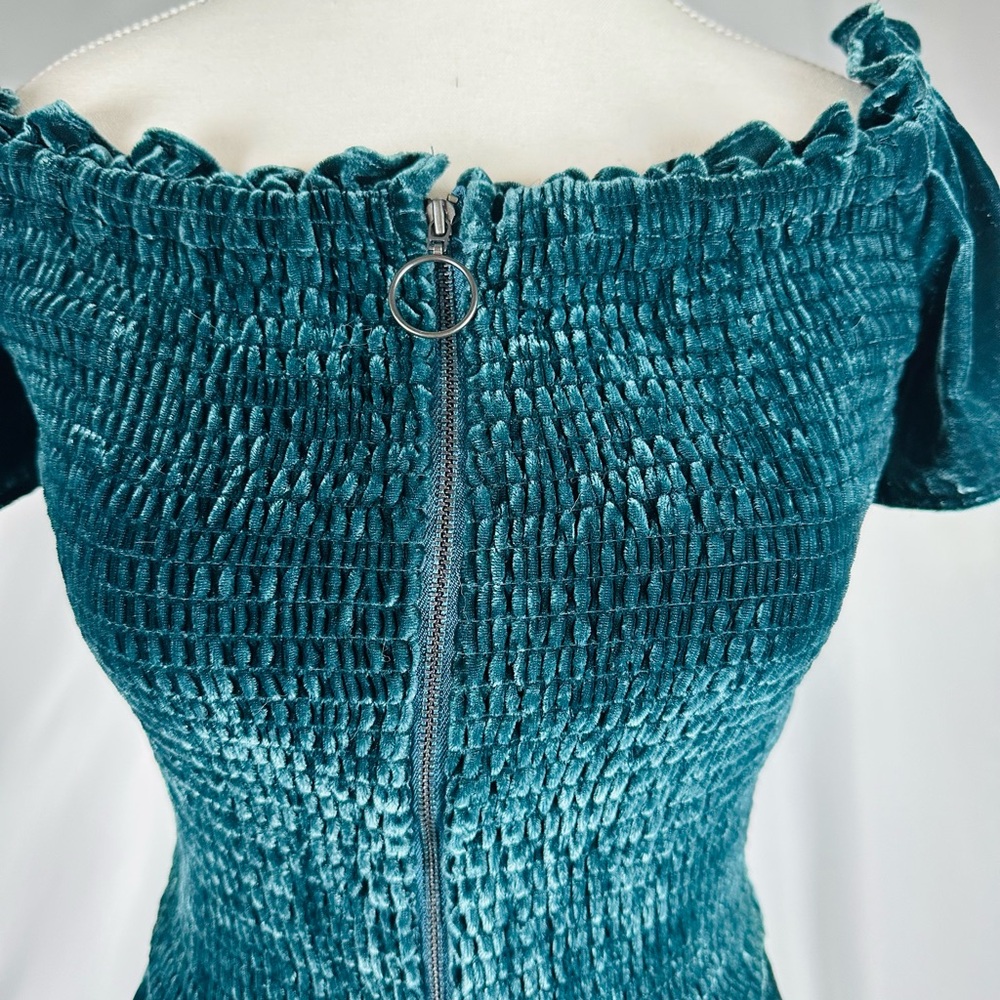 Parker Teal Velvet Off-Shoulder Jumpsuit Size 6 - Picture 4 of 5
